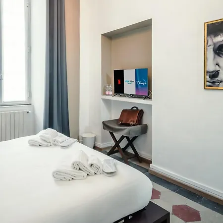 Art Deluxe - Vatican Rome