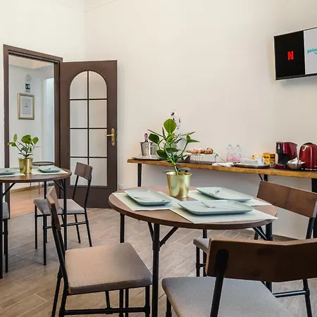 Art Deluxe - Vatican Apartment Rome